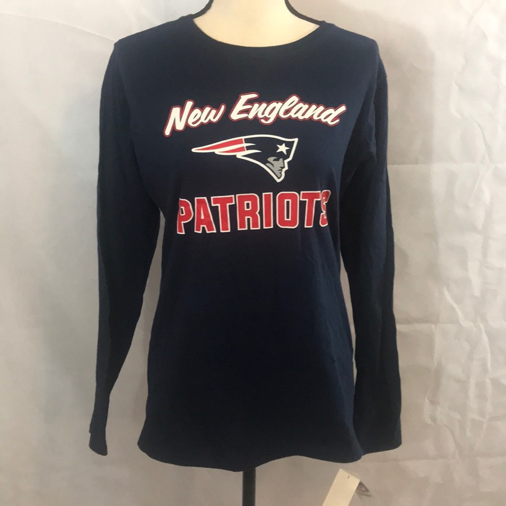 Women’s NFL Patriots T-shirt NEW Size XL